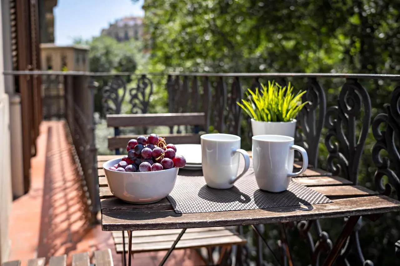 ברצלונה Habitat Apartments Eixample Balconies.