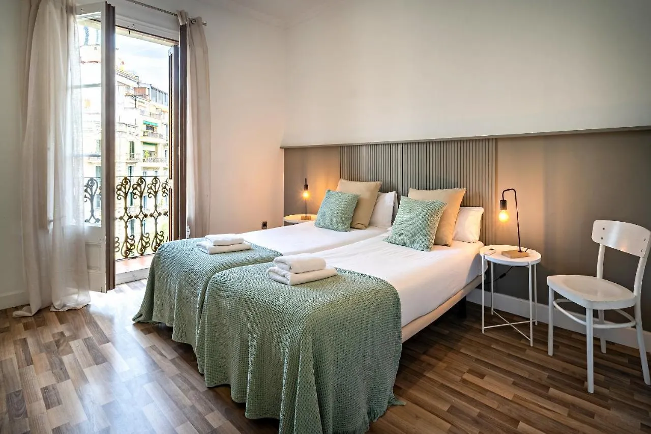 ברצלונה Habitat Apartments Eixample Balconies. ספרד